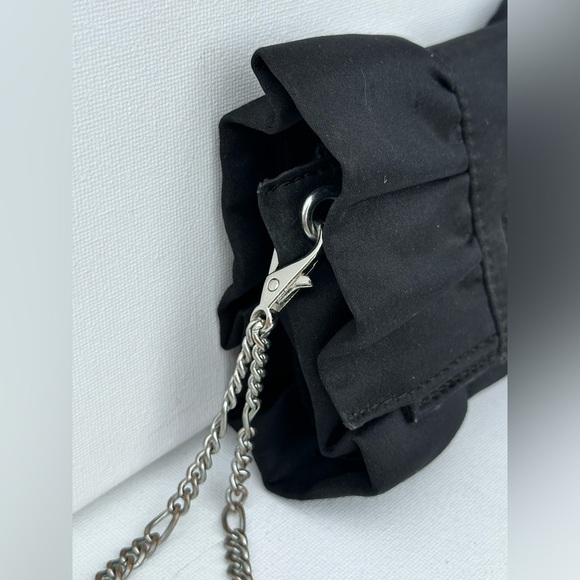 White House Black Market formal Wristlet with bow - Picture 5 of 13